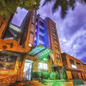 https://san-pedro-del-fuerte.colombiamedellinhotels.com
